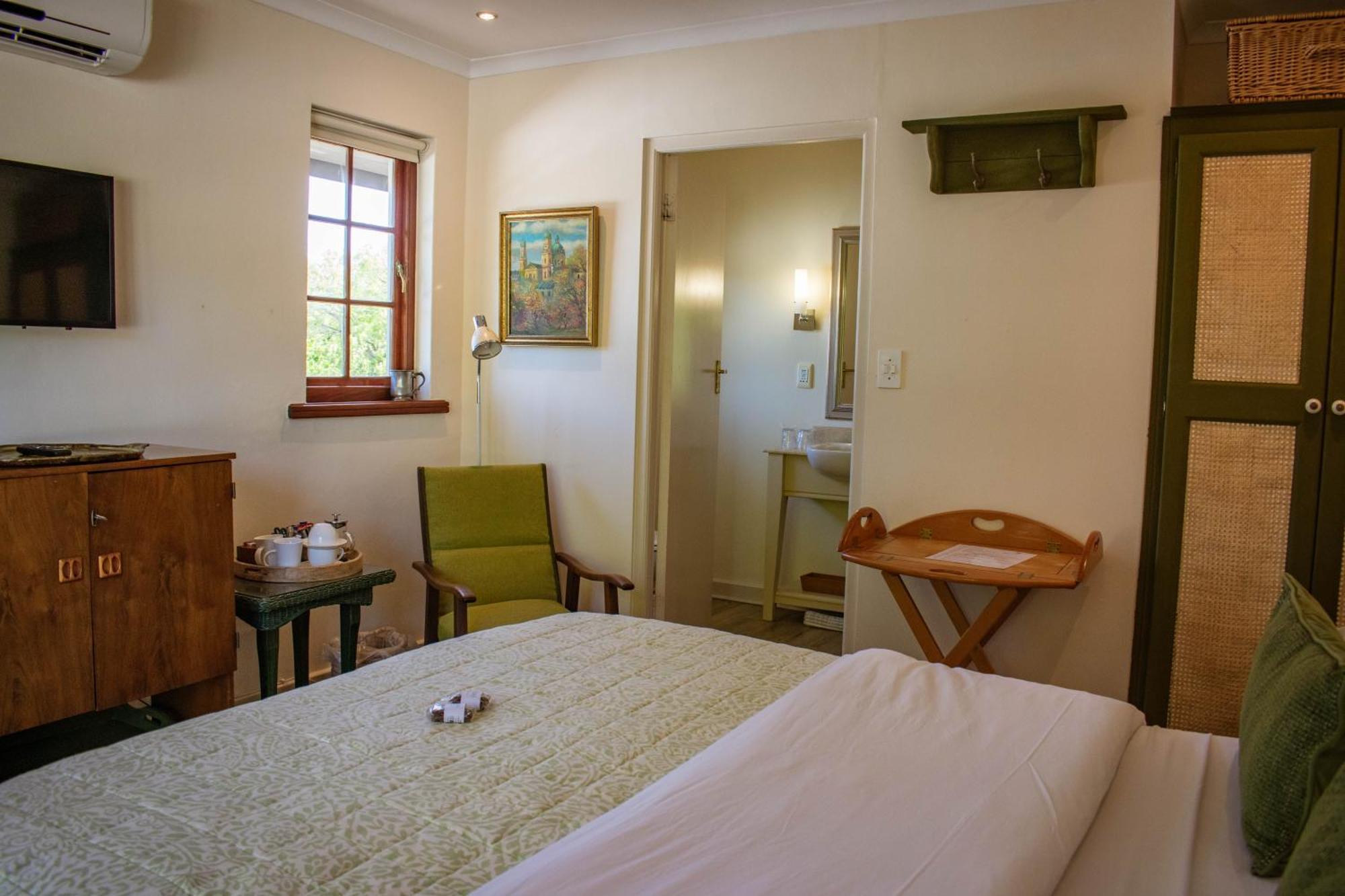 5 Seasons Guest House Стелленбос Екстер'єр фото