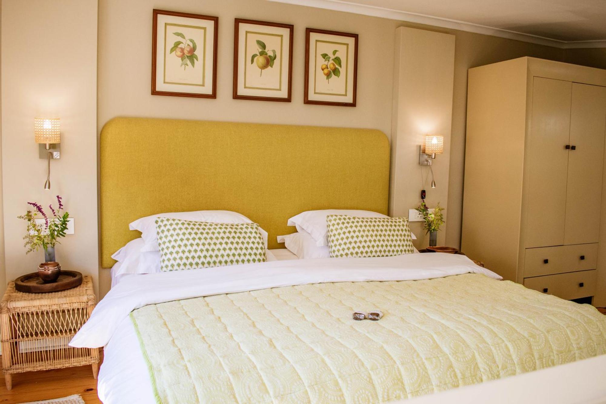 5 Seasons Guest House Стелленбос Екстер'єр фото