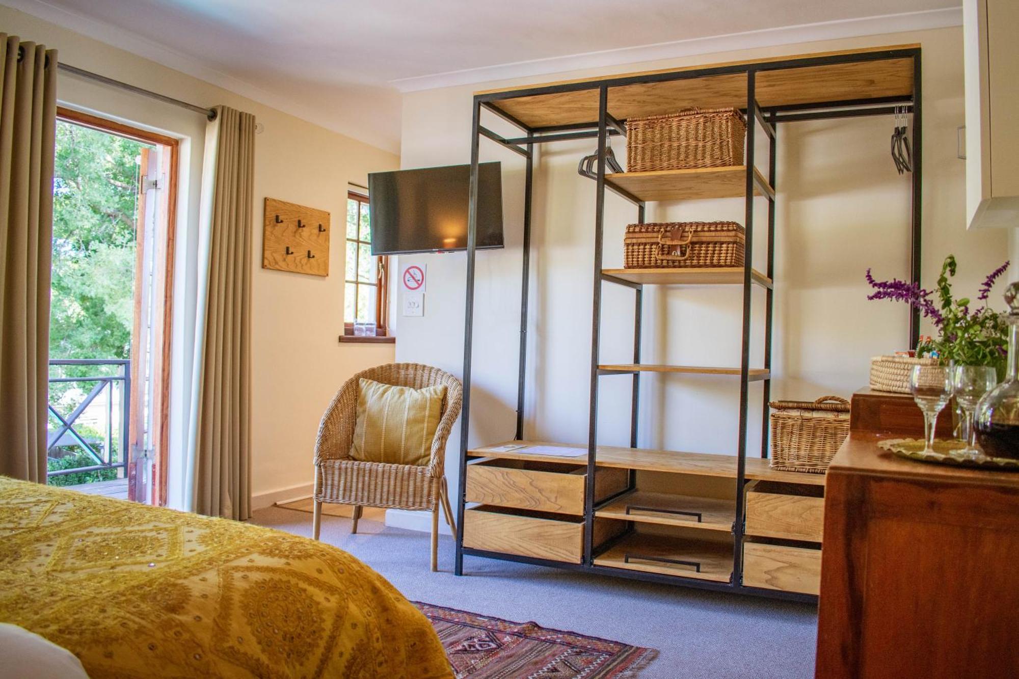 5 Seasons Guest House Стелленбос Екстер'єр фото
