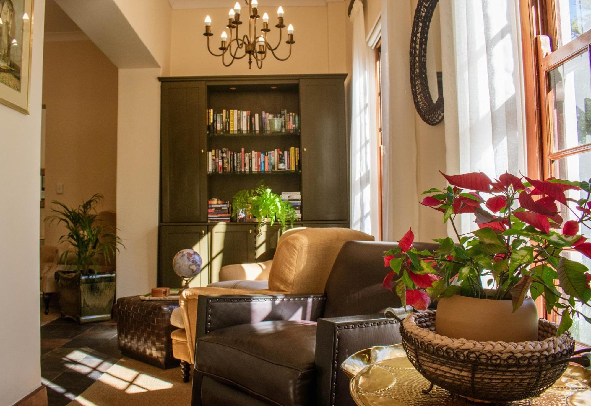 5 Seasons Guest House Стелленбос Екстер'єр фото